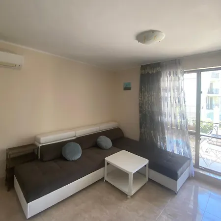 Esteban Apartment *